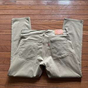 Levi’s 511 khaki pants